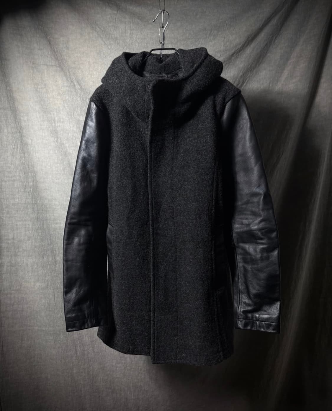 NO ID Hybrid Arm Leather Hooded Coat 상품이미지2