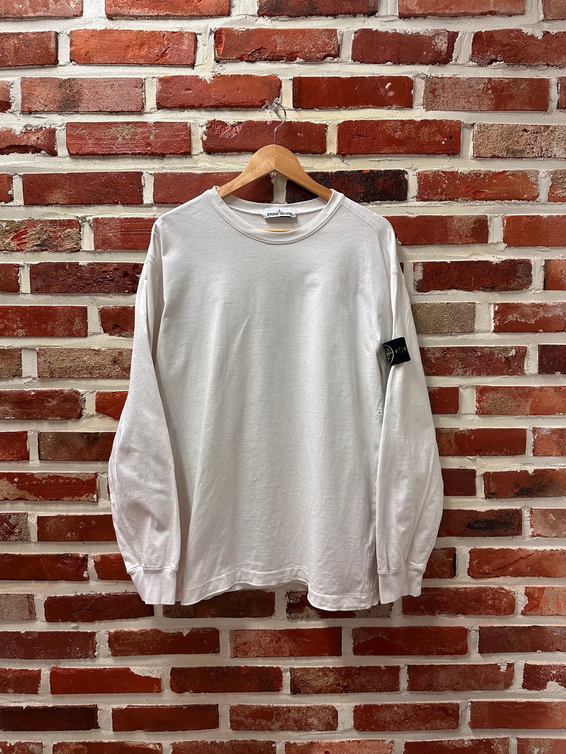 (2XL)스톤아일랜드 와펜 롱슬리브 화이트 상품이미지1