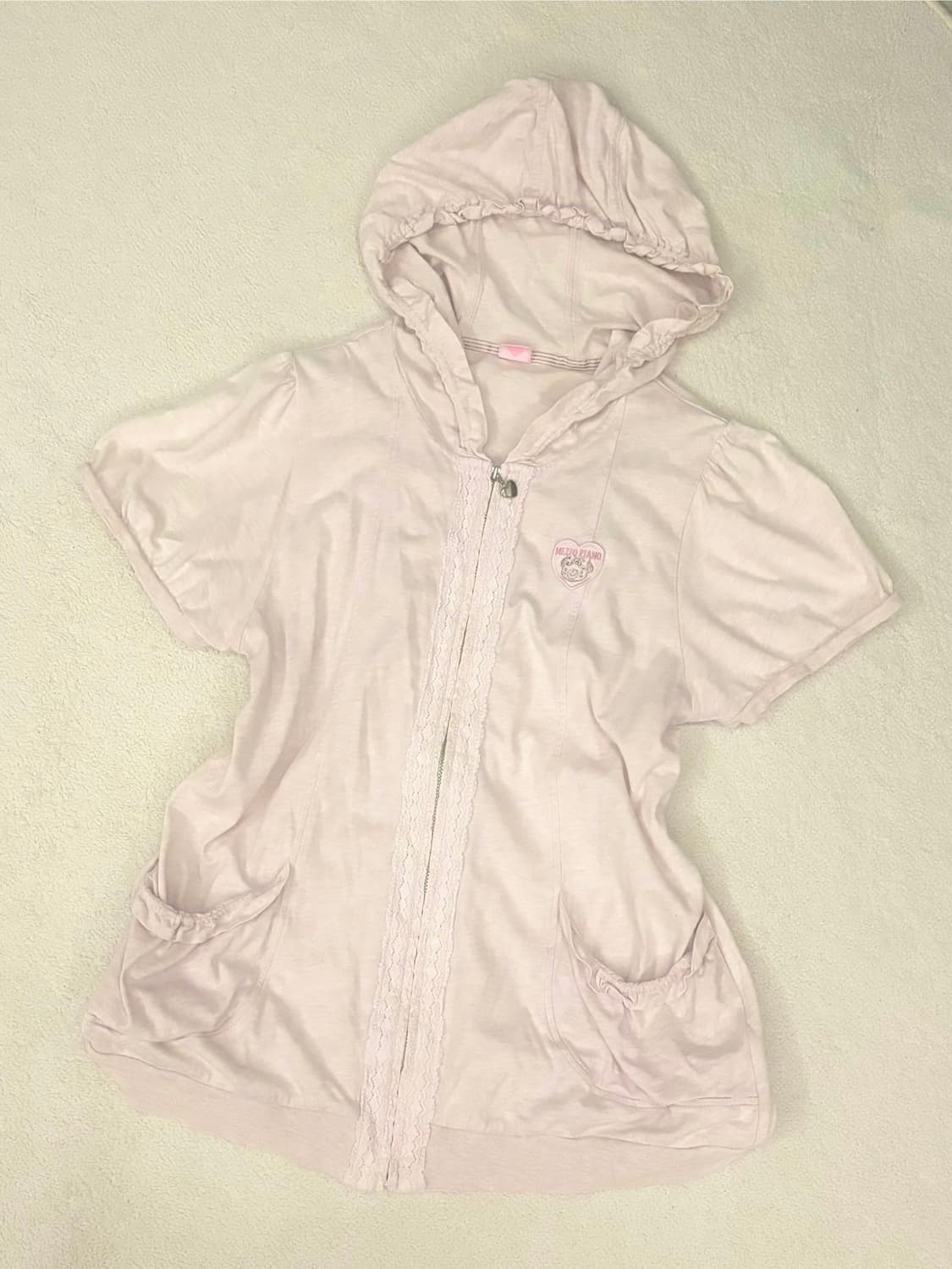 메조피아노 딸기우유 후드집업 메조피아노 후집 히메갸루라떼갸루조지후쿠 상품이미지1