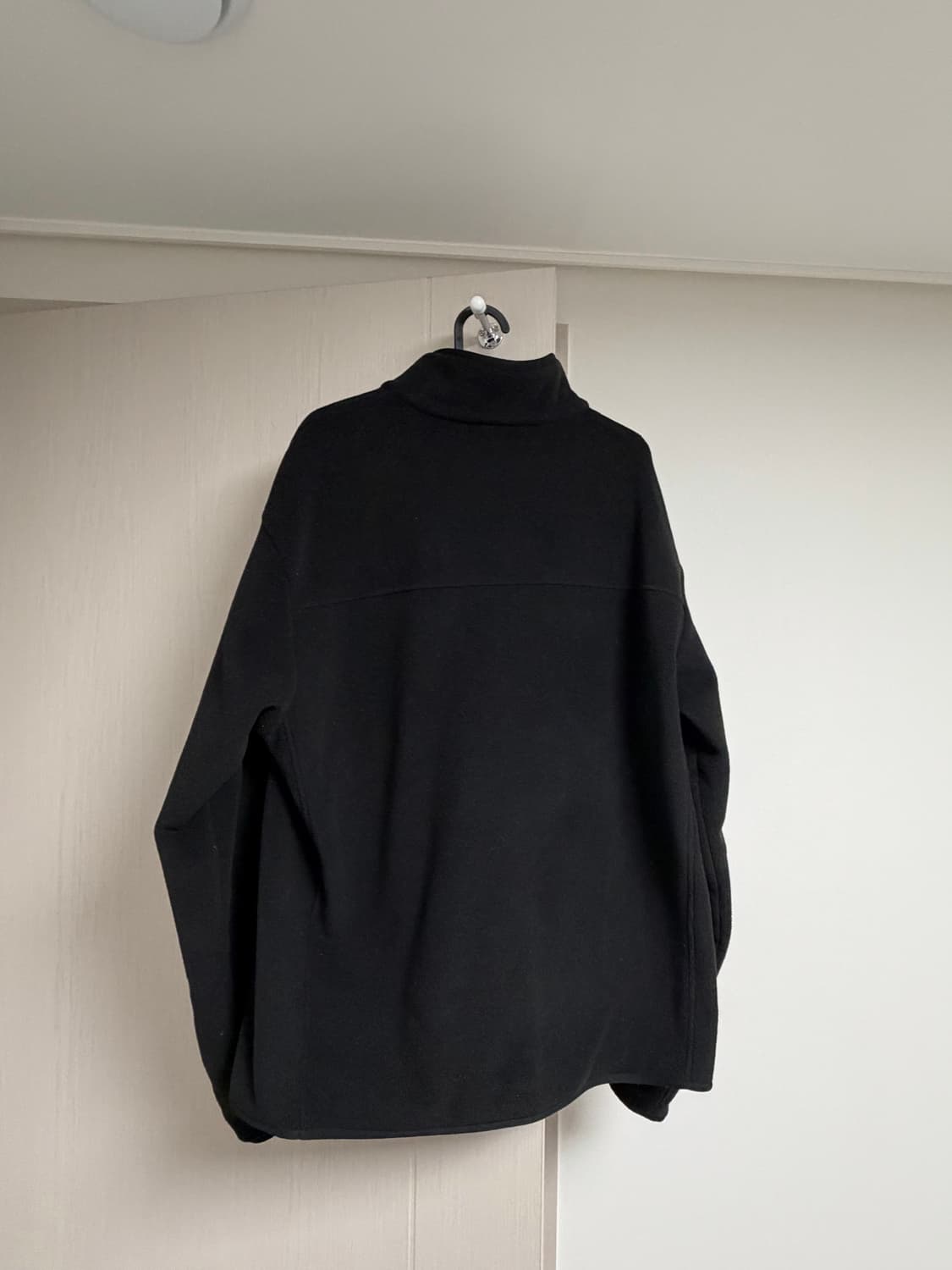 무탠다드 폴라 플리스 래글런 하이넥 재킷 블랙 상품이미지3