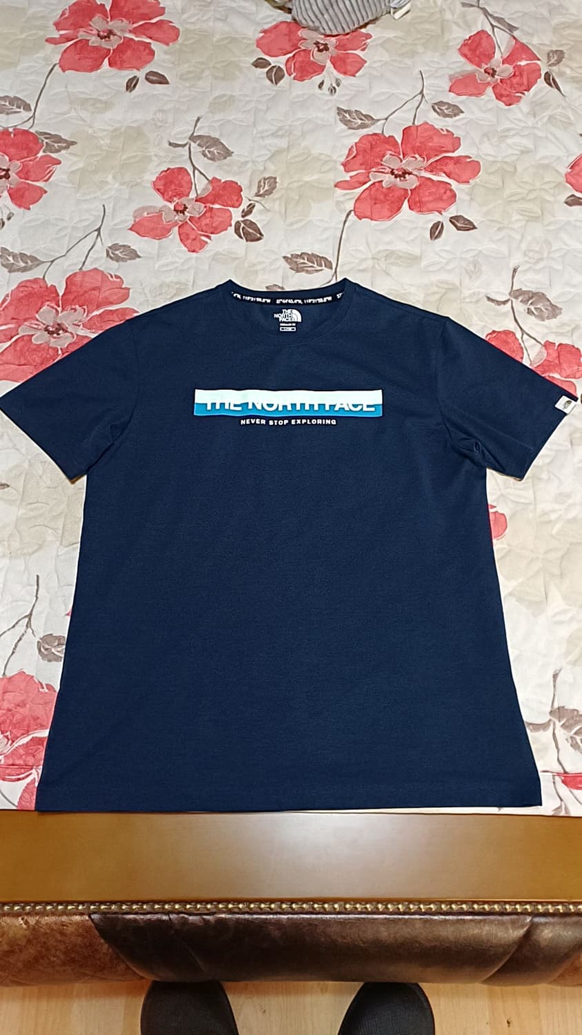 노스페이스 반팔 100 가슴53 기장70 상품이미지1