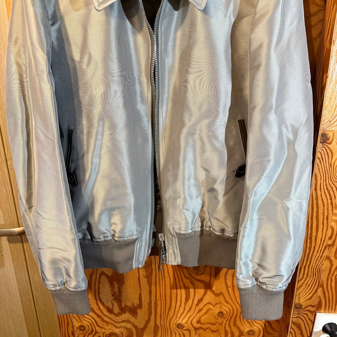 톰포드 실크 봄버 자켓 판매 합니다. 상품이미지10