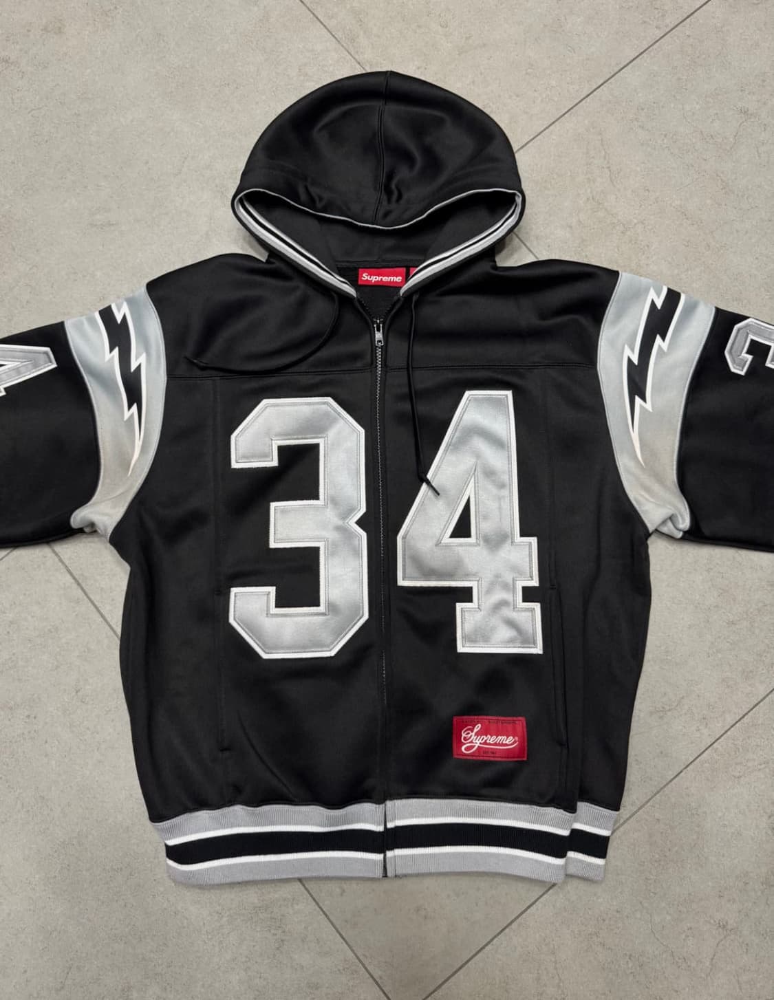 슈프림 풋볼 집업 s 상품이미지1