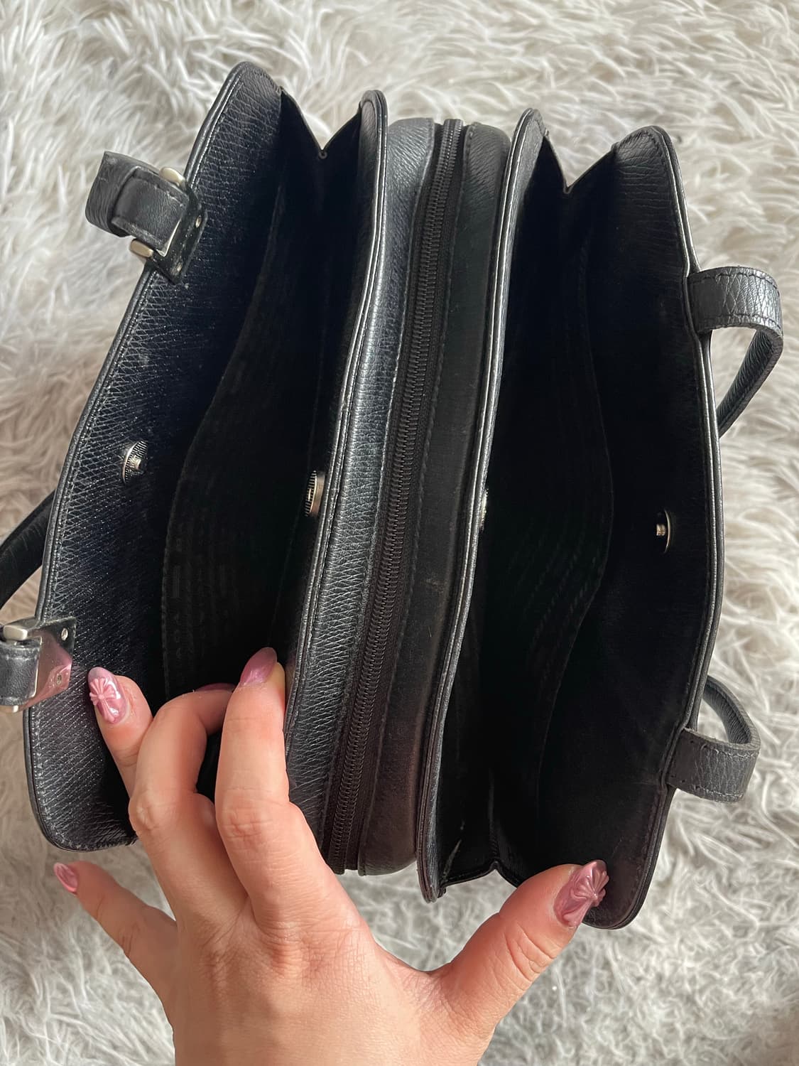 발렌시아가 블랙 빈티지 가죽 핸드백 상품이미지5