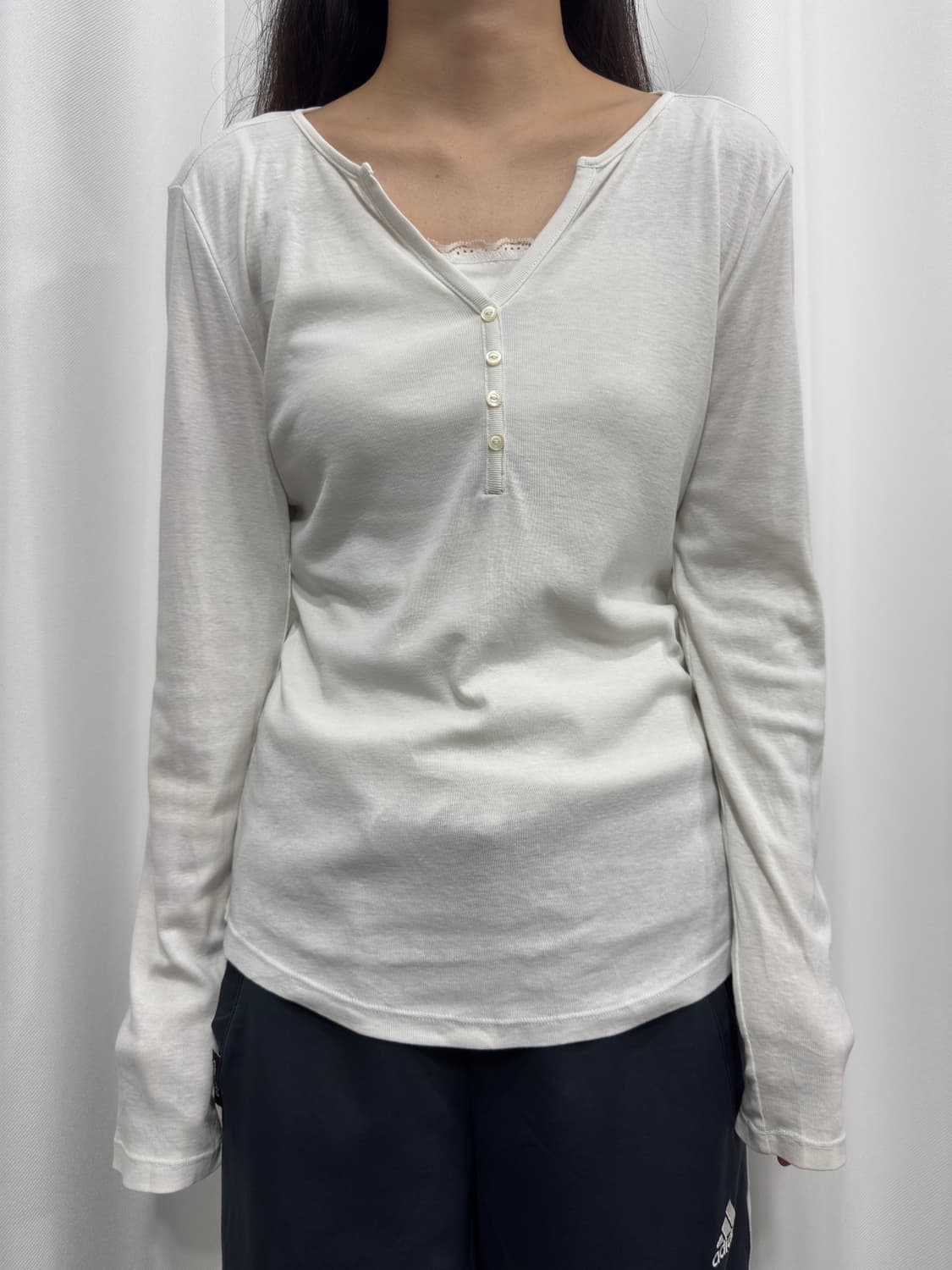 gap white longsleeve 상품이미지1