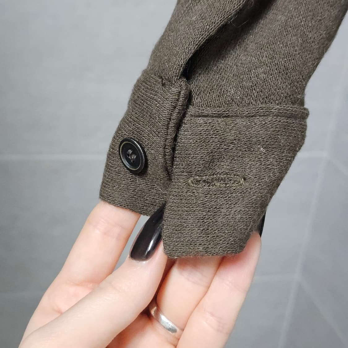 투포켓 슬림핏 코튼 남방셔츠 가디건_카키브라운 상품이미지5