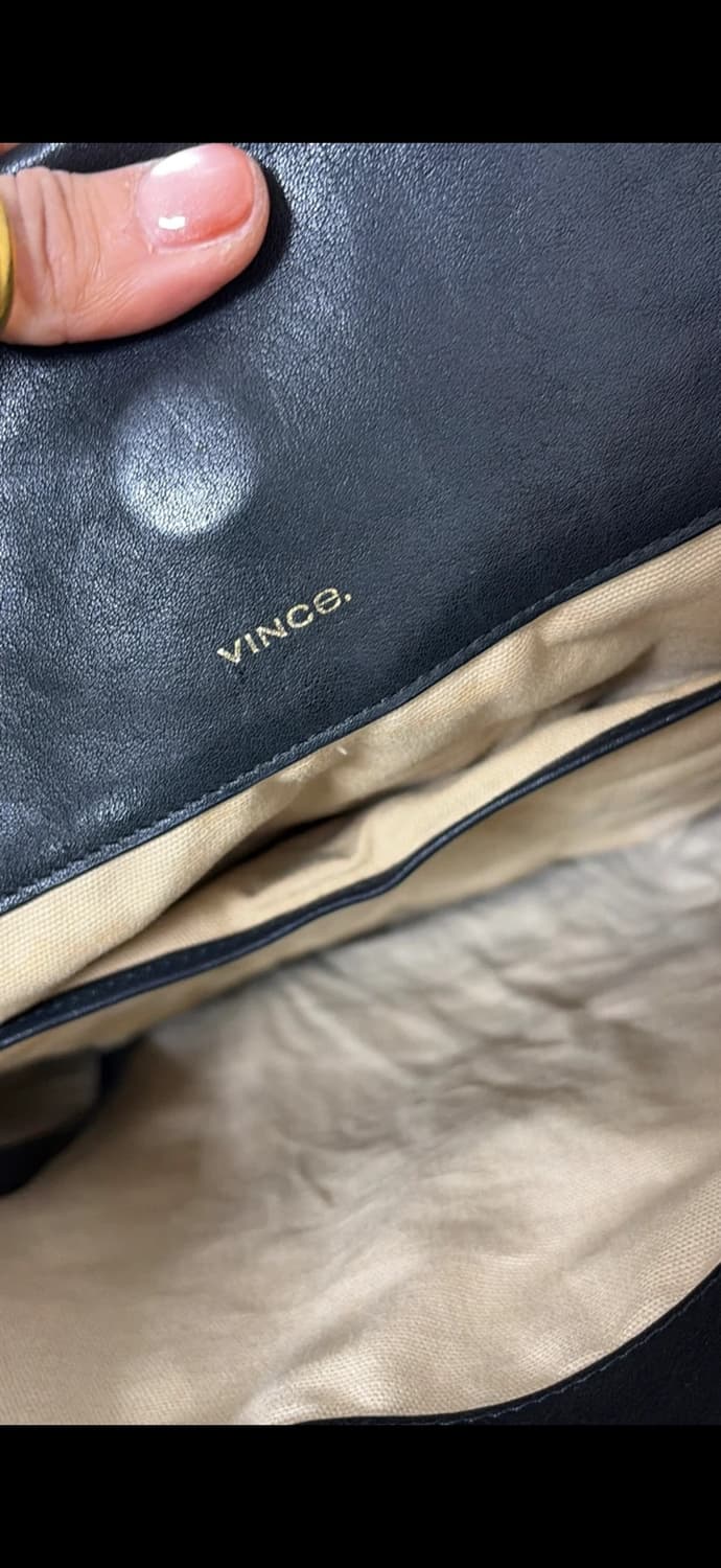 Vince 블랙 소가죽 숄더백 정품 상품이미지2