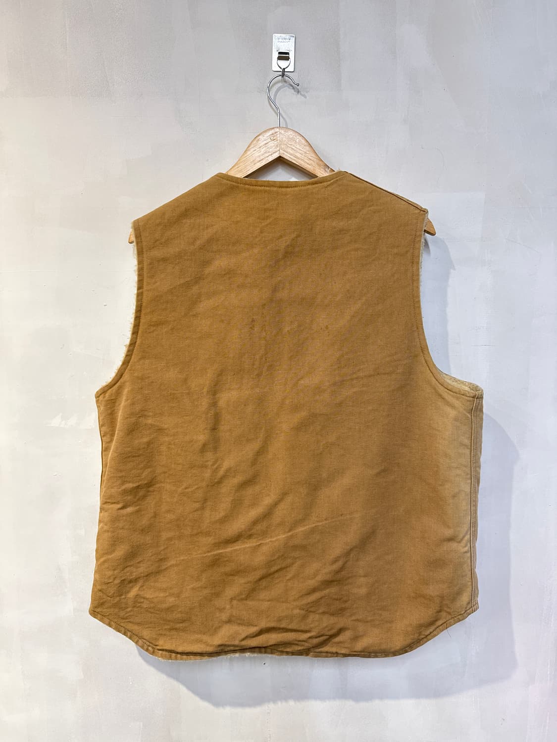 칼하트 베이지 플리스조끼 상품이미지3