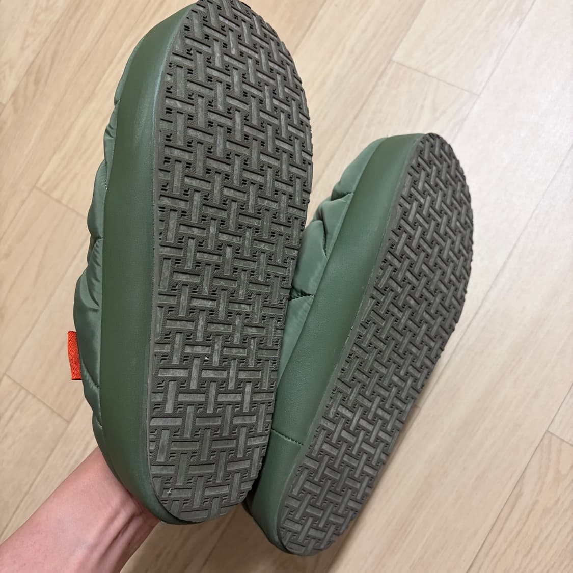 휠라 푸퍼 뮬 패딩신발 상품이미지4