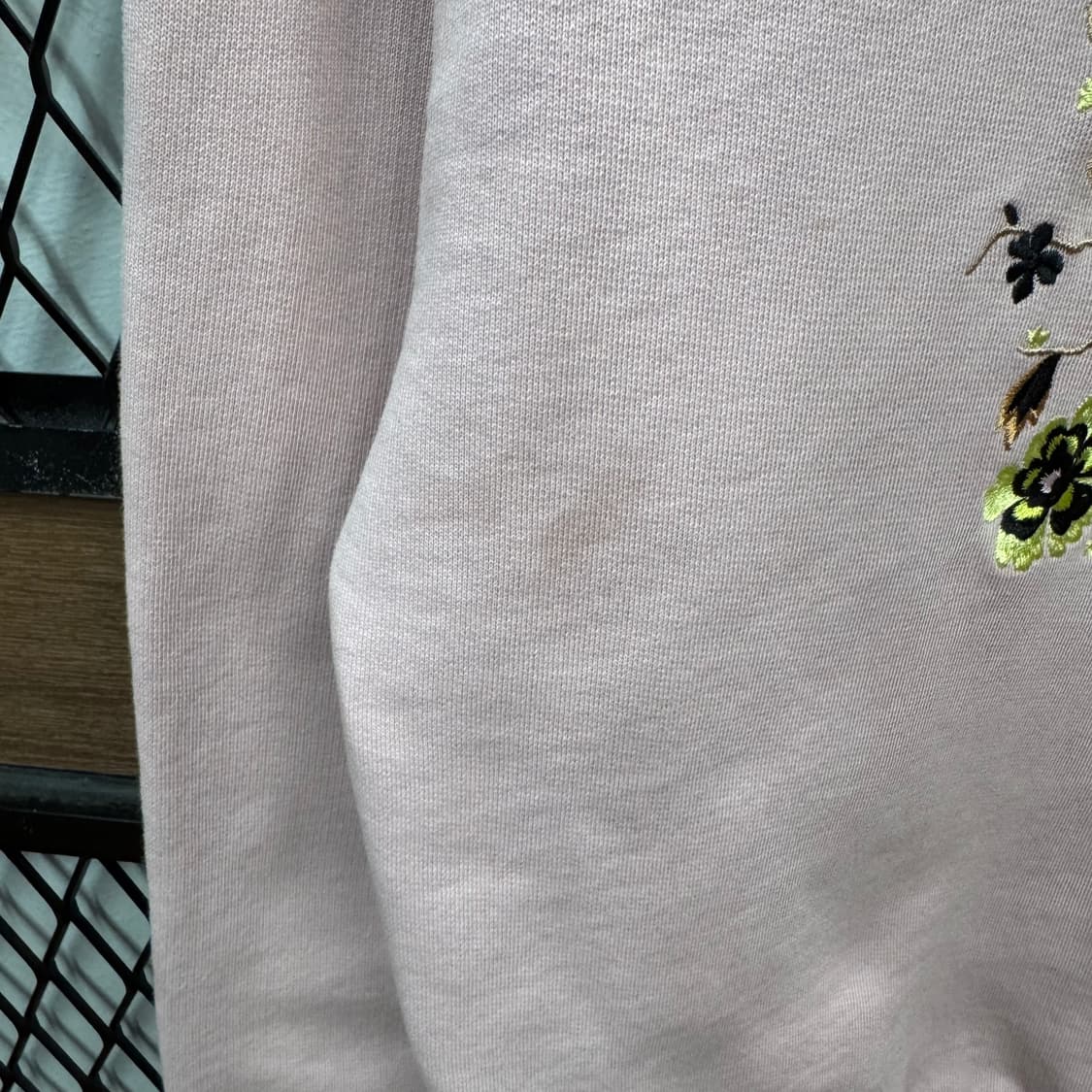 겐조 하프 집업 맨투맨 전면 플로럴 레터링 로고 포인트 핑크 상품이미지8