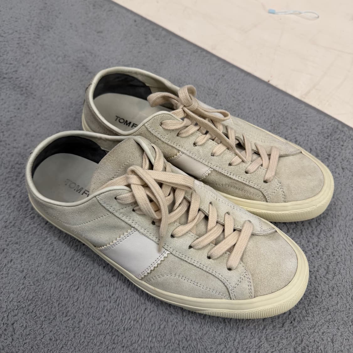 톰포드 캠브리지 마르모 스웨이드 스니커즈 상품이미지3