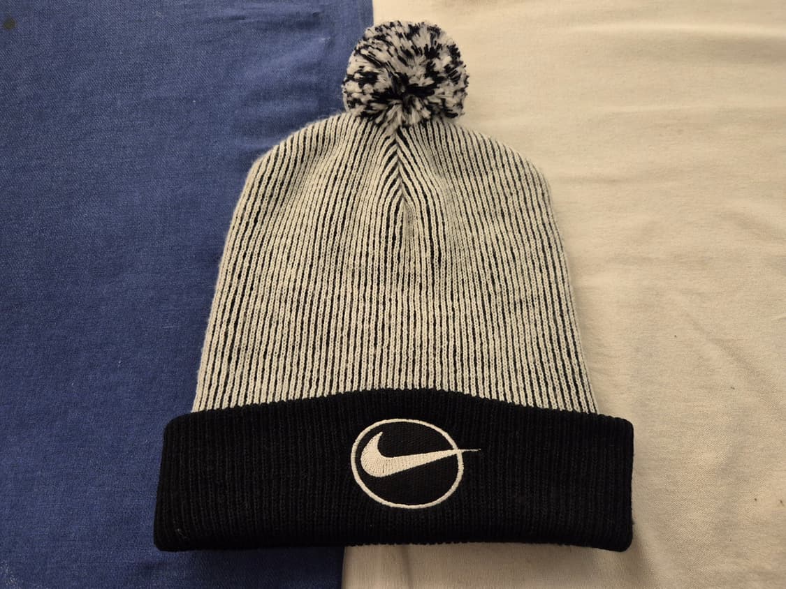 90s 나이키 방울 비니 상품이미지1