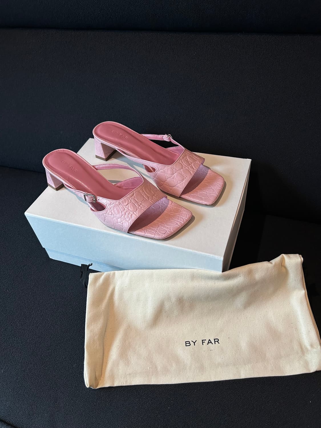 [유일매물] By far 바이파 뮬 38 사이즈 / 힐 슈즈 / 구두 상품이미지1