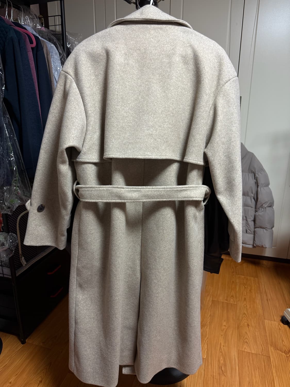 코네트(CONATT) - 오버핏 울 트렌치 롱 코트 (베이지/free) 상품이미지3