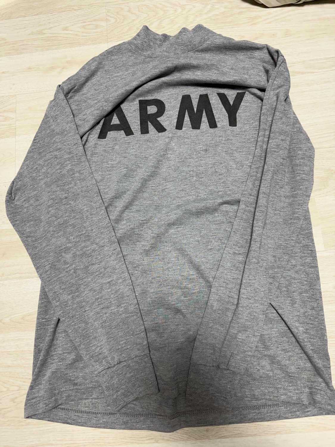 US ARMY 트레이닝 모크넥 롱슬리브 상품이미지1
