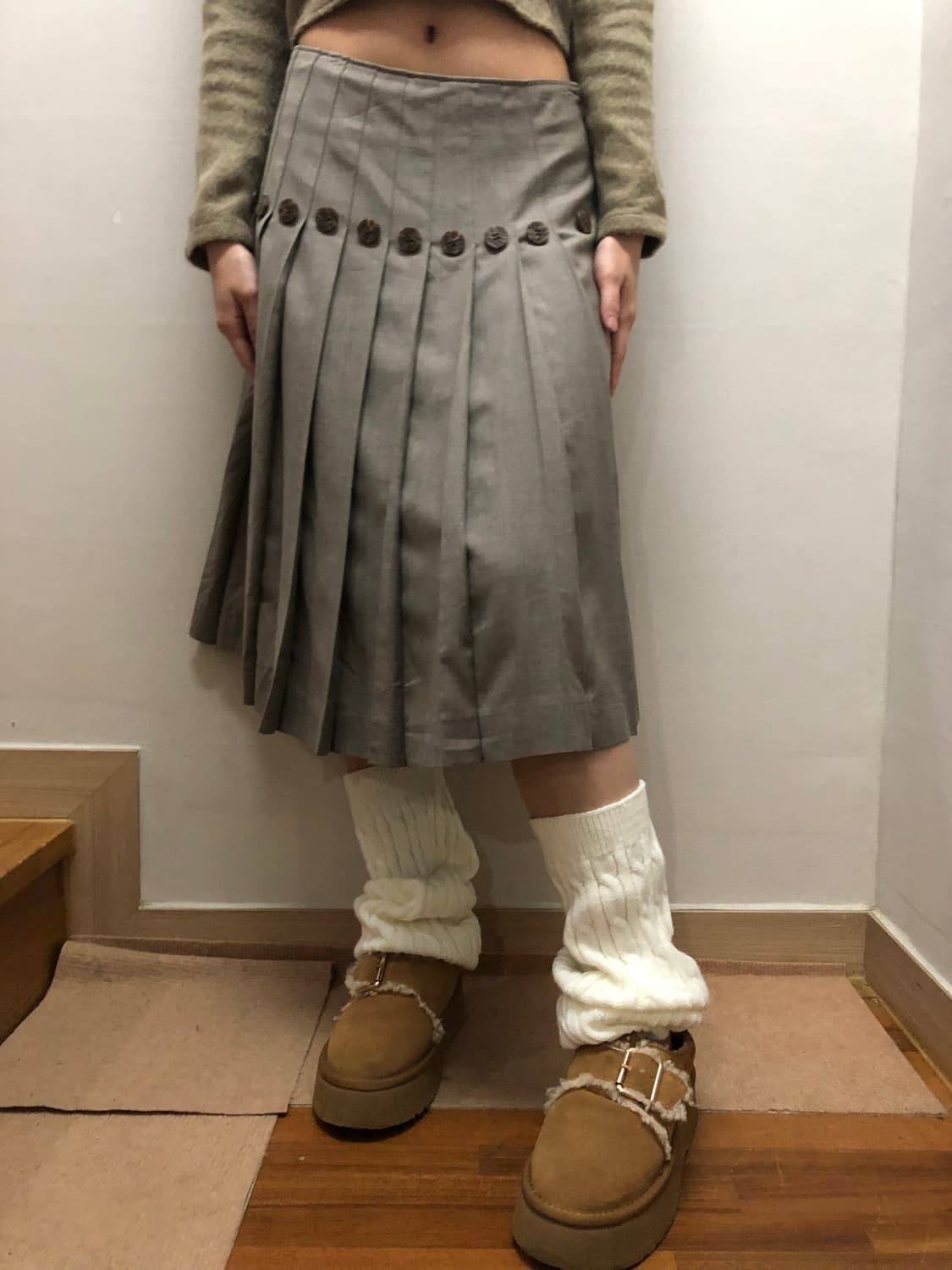 빈티지 그레이 버튼 플리츠 미디 스커트 상품이미지4