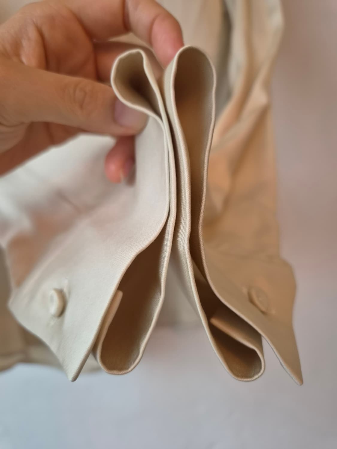 새제품)RENEJ 여성 실크긴팔블라우스 상품이미지4