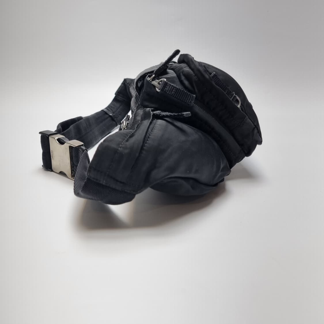 프라다 PRADA 나일론 벨트백 남여공용 힙색 (레어아이템, 바이커백)  상품이미지6