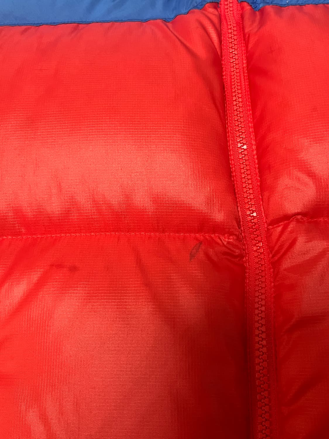 노스페이스 700 눕시 패딩 베스트 컬러블록 상품이미지5