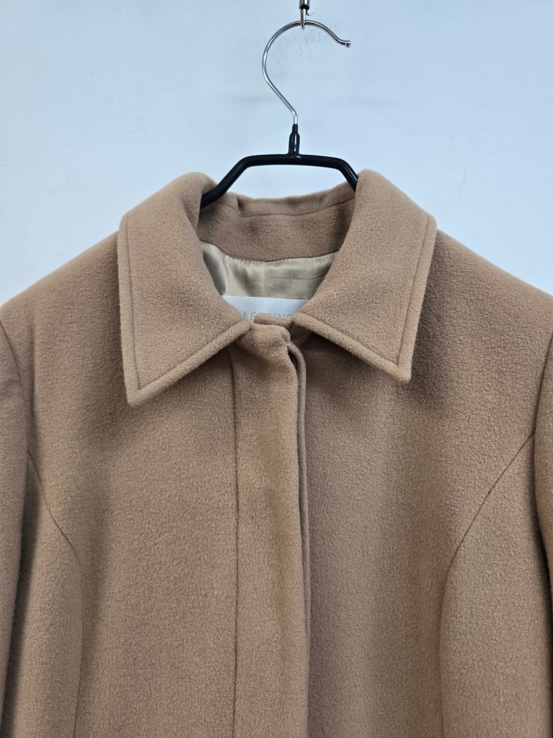 발렌티노 정품 울100% 단정라인 롱코트 상품이미지3