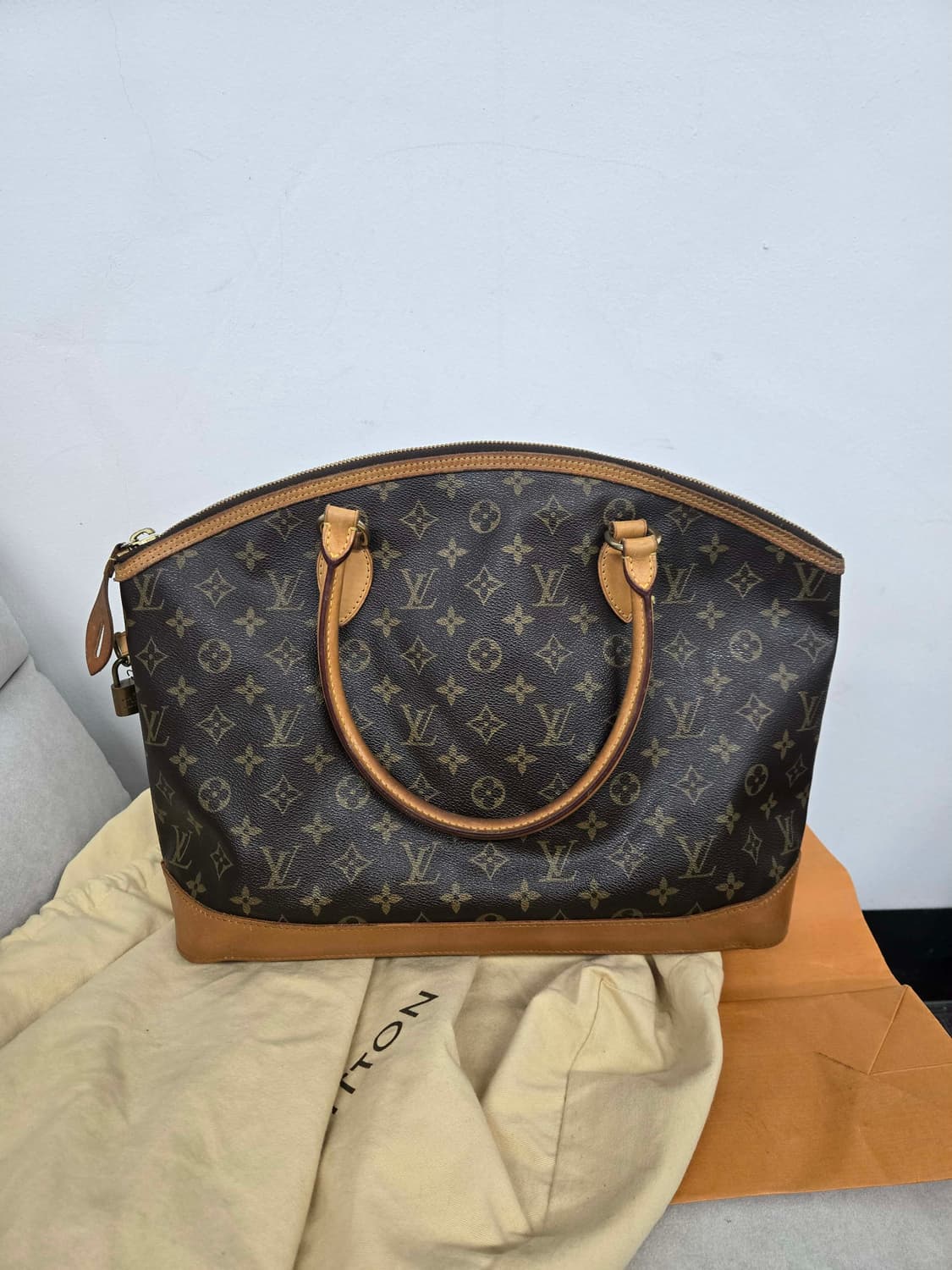 [보증서 정품] 루이비통 락킷호리즌 숄더백 상품이미지1