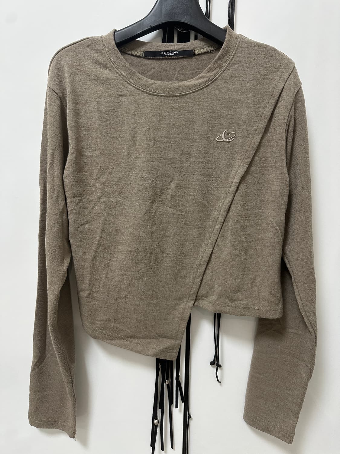 DIAGONAL LOGO UNIQUE TEE KHAKI 상품이미지2