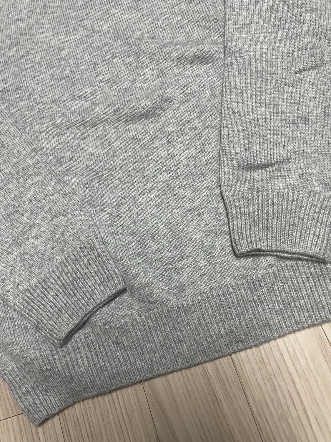 [새상품] 스톤아일랜드 램스울 리브 라운드 니트 상품이미지7