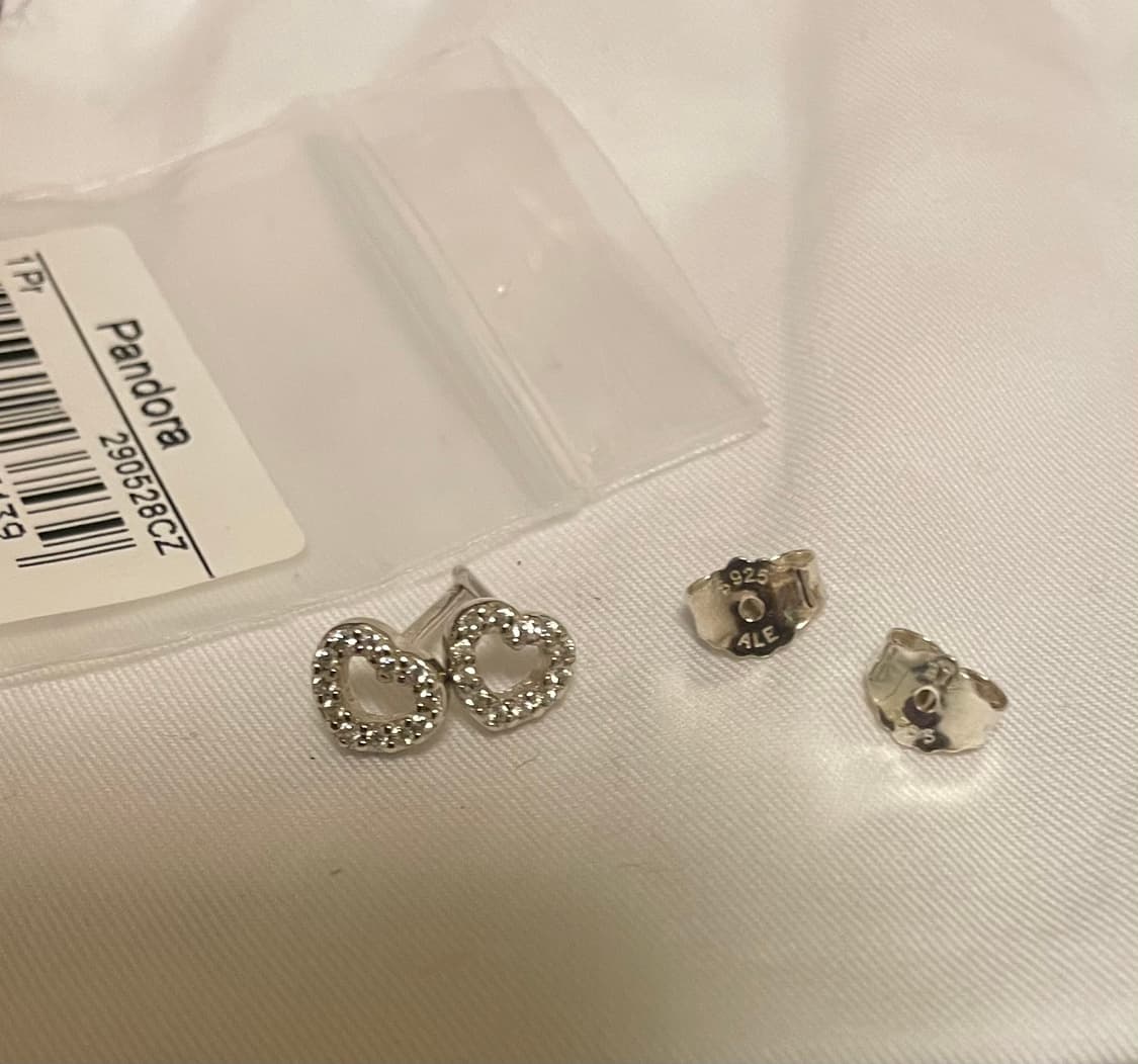 판도라 오픈 하트 귀걸이 실버925 순은 이어링 큐빅 새것급 상품이미지3