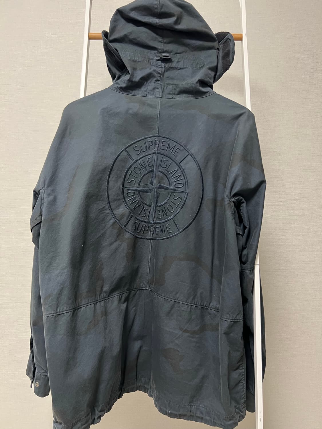 스톤아일랜드 슈프림 카모자켓 상품이미지4