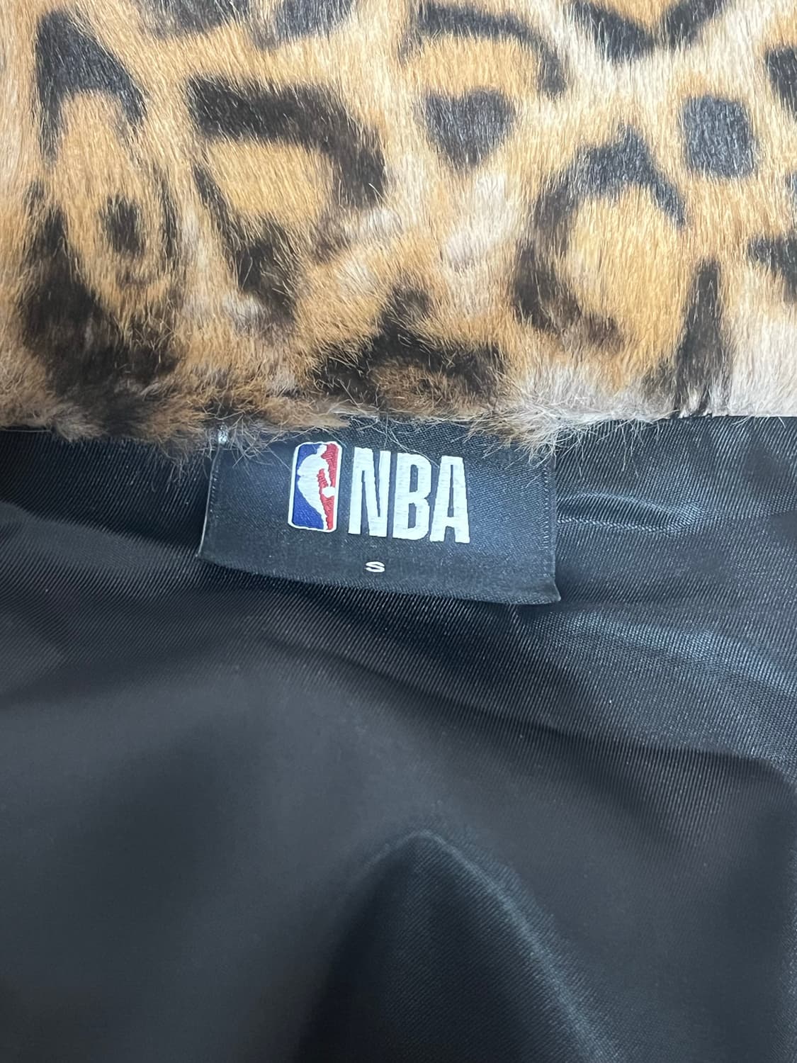 NBA 레오파드 밍크 퍼 크롭 자켓 상품이미지4