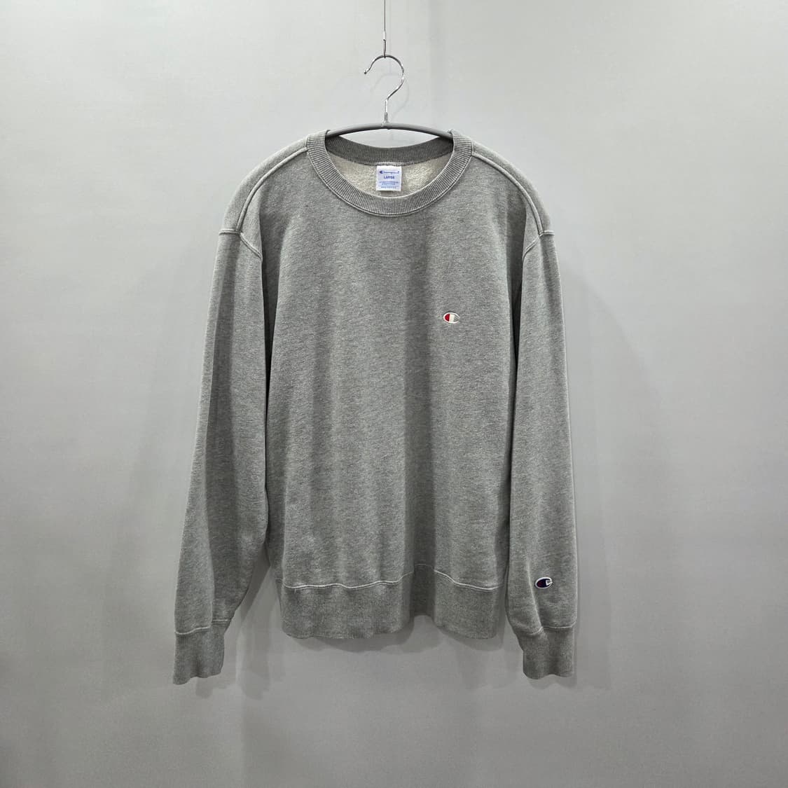 챔피온 우먼 스몰로고 자수 맨투맨 L 상품이미지1