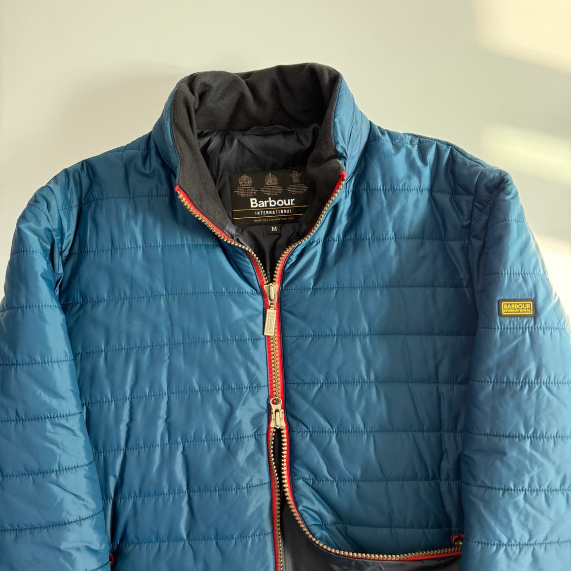 Barbour 바버 인터네셔널 락킹 경량 패딩 상품이미지3