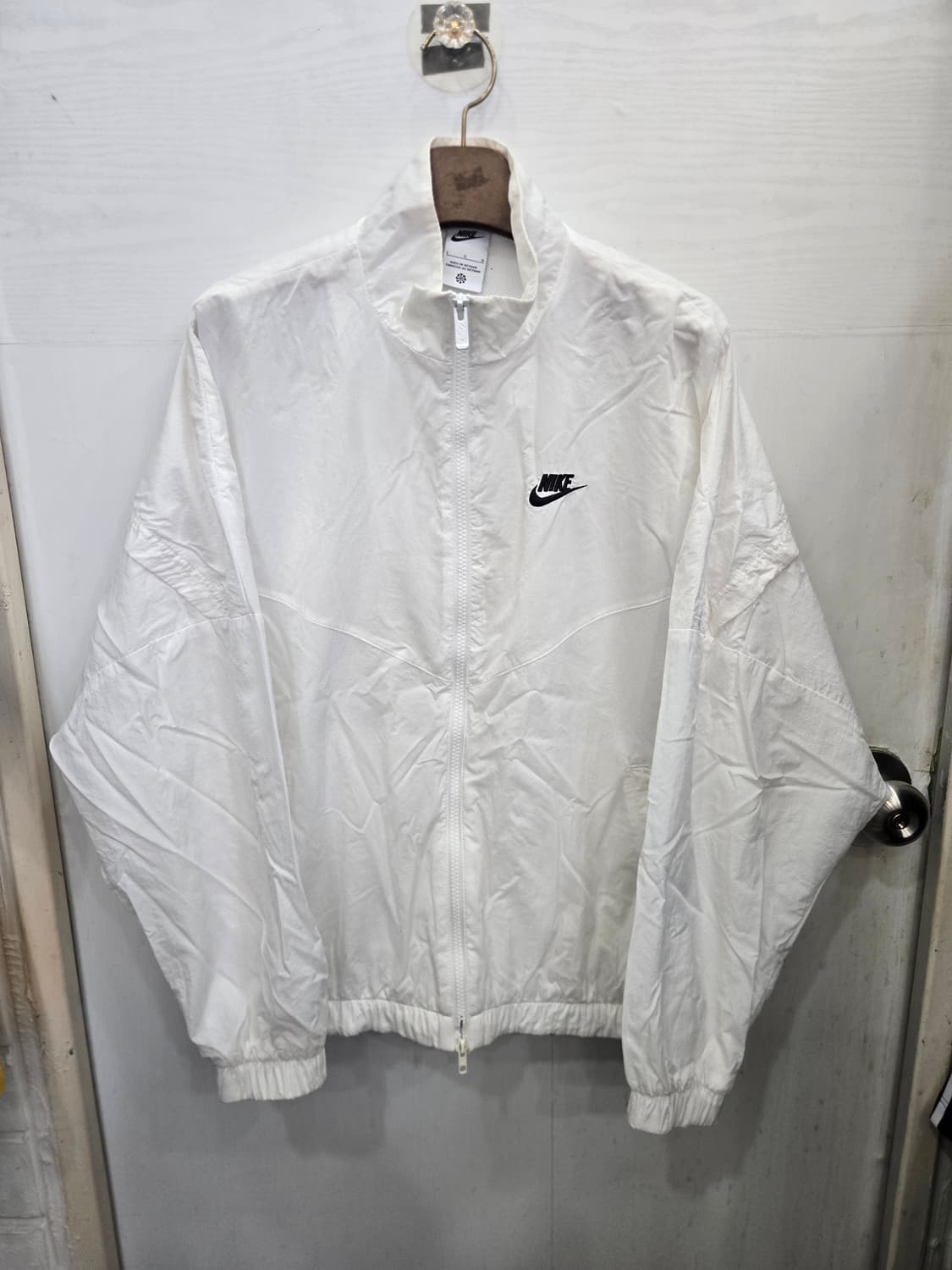 100,L )) NIKE 나이키 화이트 & 블랙로고 바람막이 점퍼! 상품이미지1
