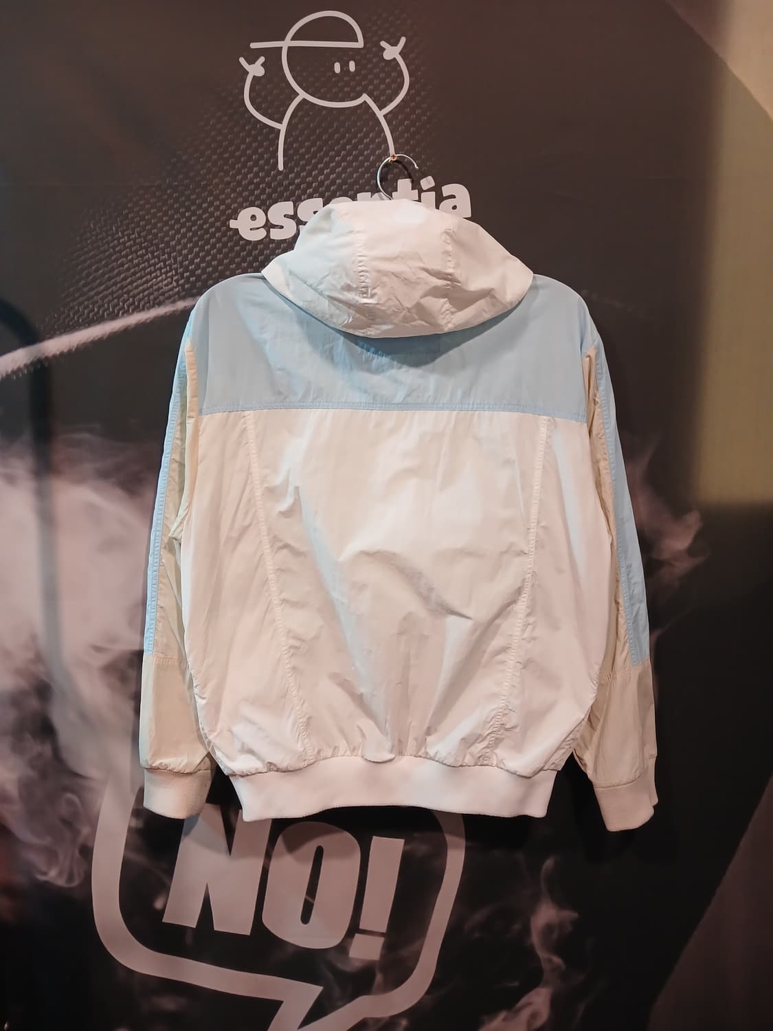 지프 블러킹 바람막이 화이트 상품이미지2