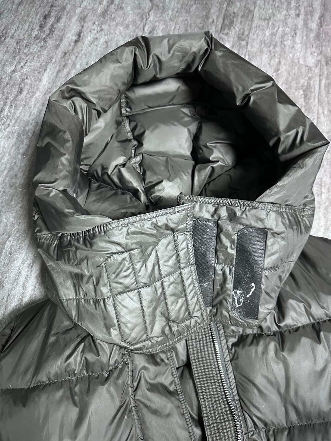 버버리 여성 롱패딩 M 블랙 상품이미지4