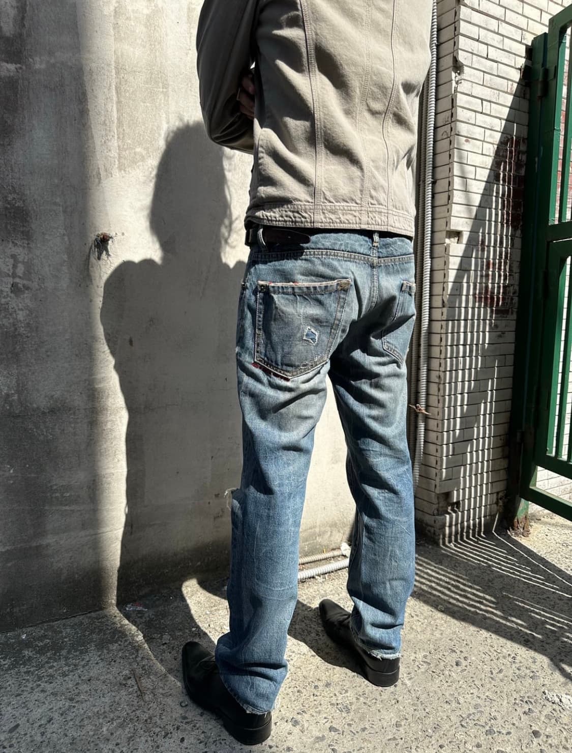 디스퀘어드2워싱 디스트로이드 진 상품이미지3
