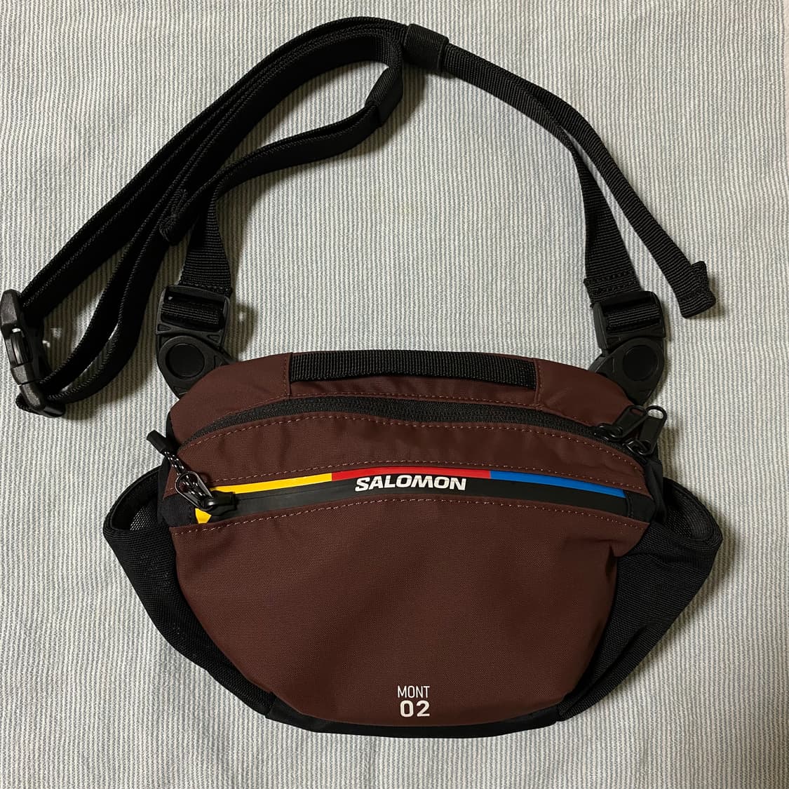 살로몬 몽트 미니 크로스 백_LC2587800 상품이미지1