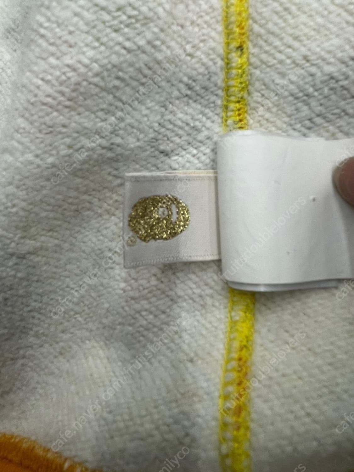 스폰지밥 베이프 콜라보 후드집업 상품이미지6