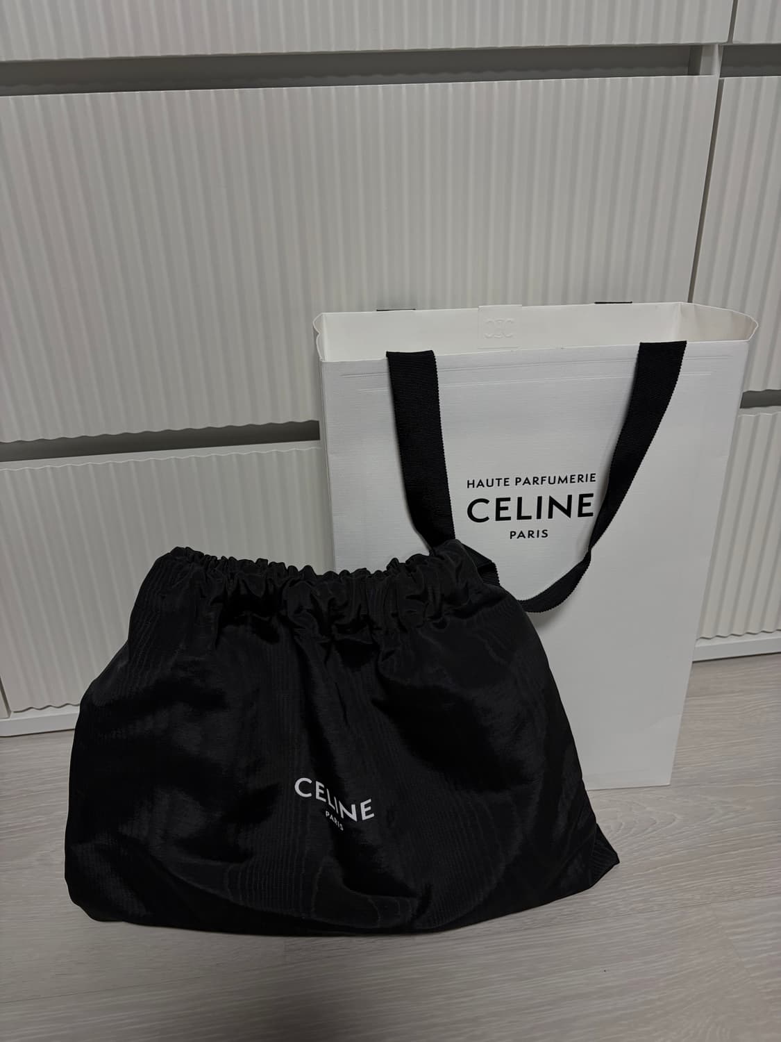 (정품) 셀린느 트리옹프 백 미디엄 블랙 가방 상품이미지2