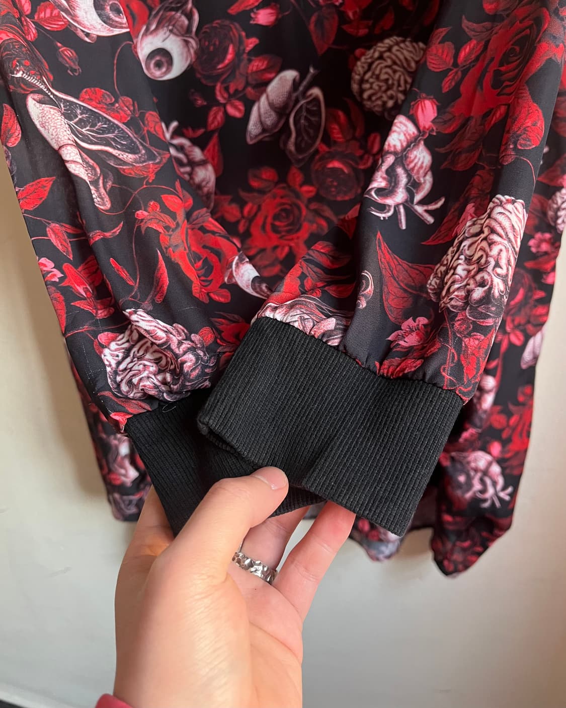 Drug Honey Grotesque Graphic Blouse 상품이미지8