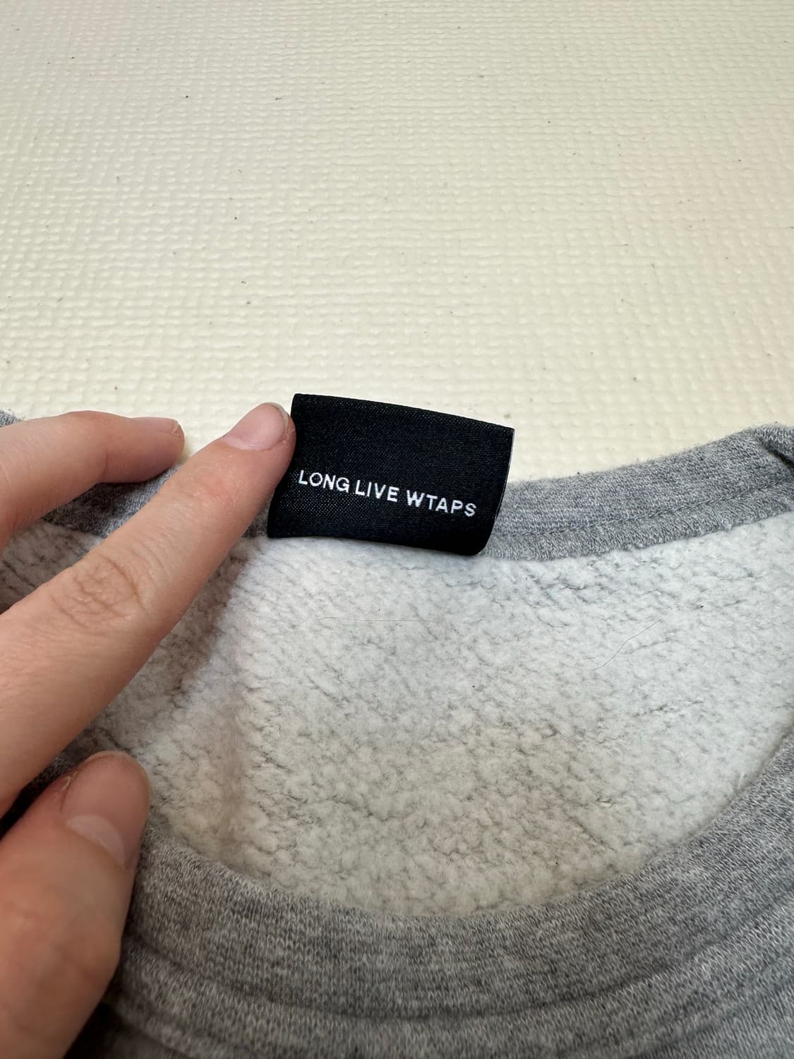 더블탭스 맨투맨 상품이미지3