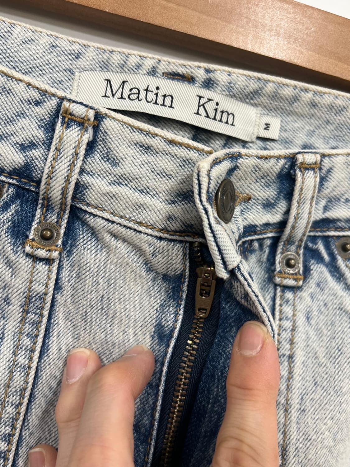 마뗑킴 아이스 워싱 와이드핏 데님 팬츠  상품이미지5