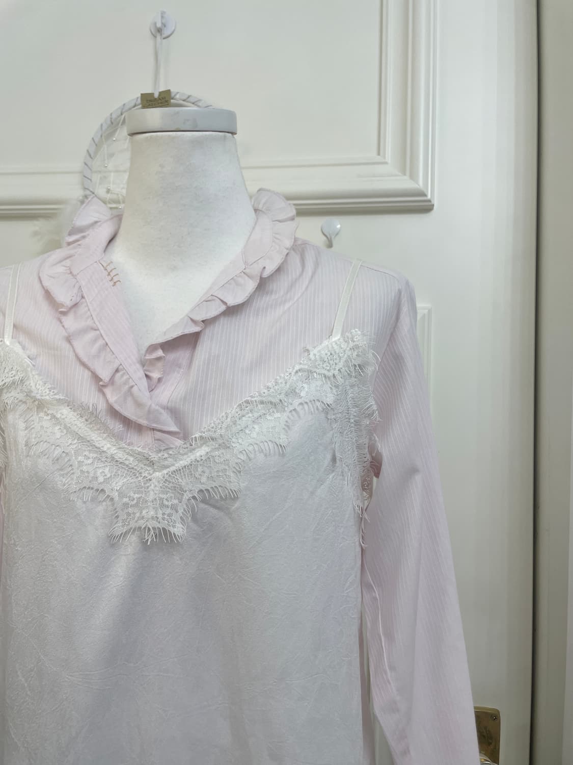 pink ruffle point lovely shirt&white lac 상품이미지5