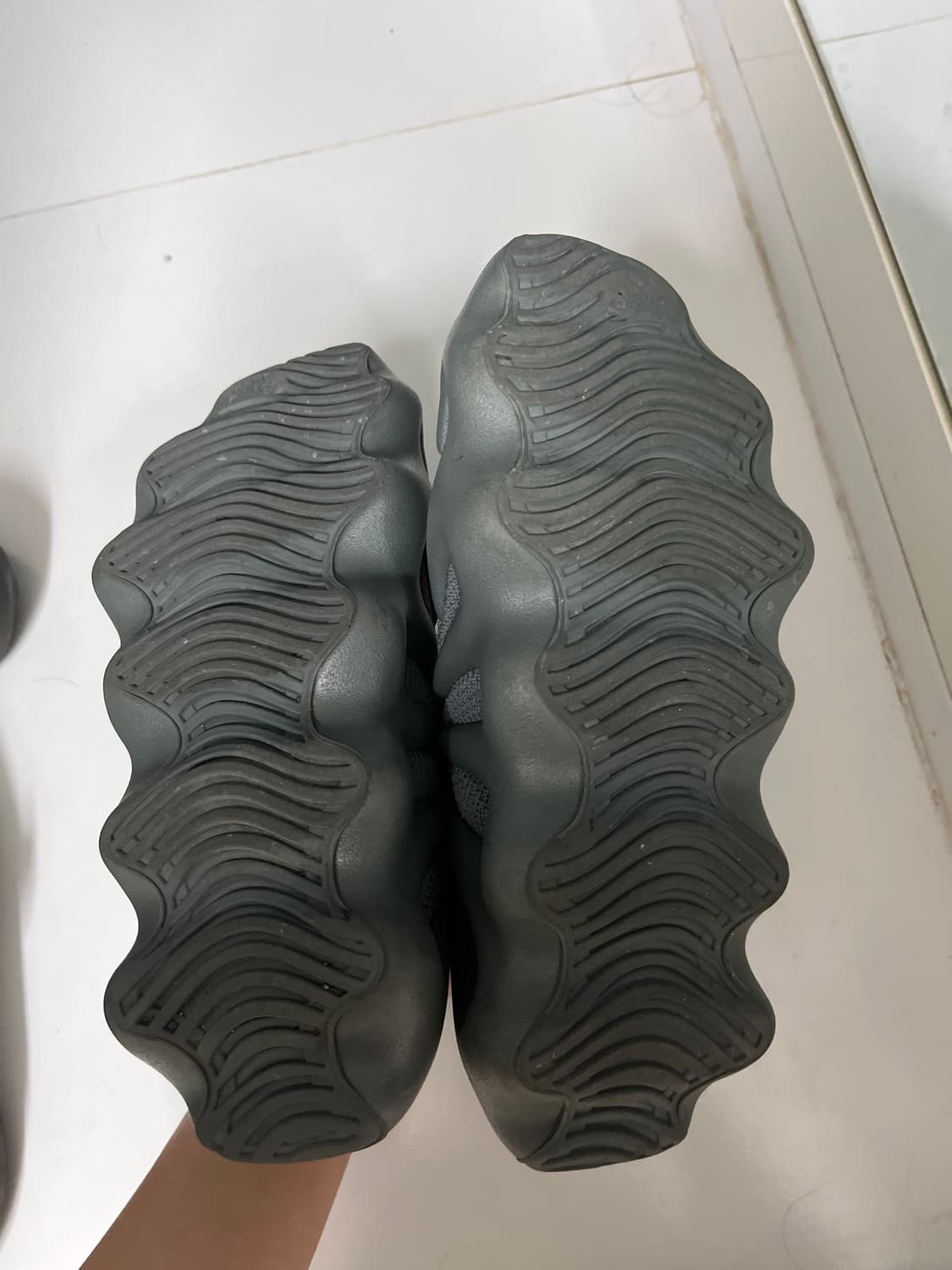 아디다스 Yeezy 450 스톤틸 245 상품이미지3