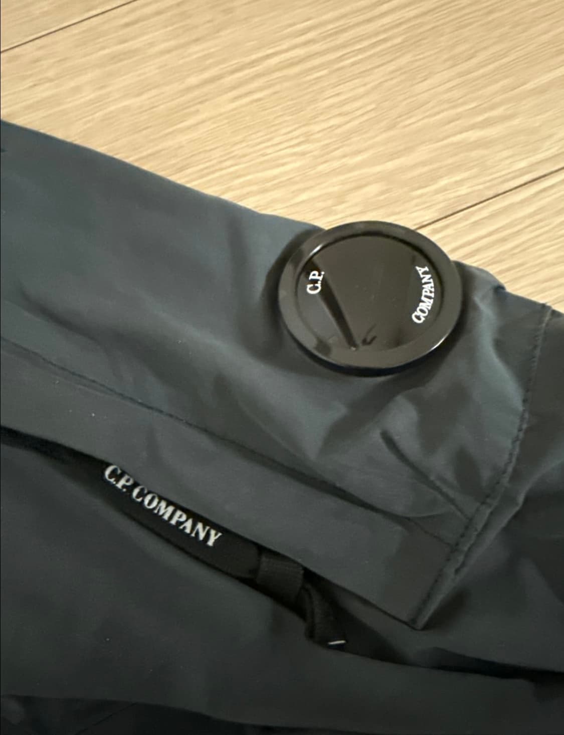 cp컴퍼니 나일론 자켓 상품이미지8