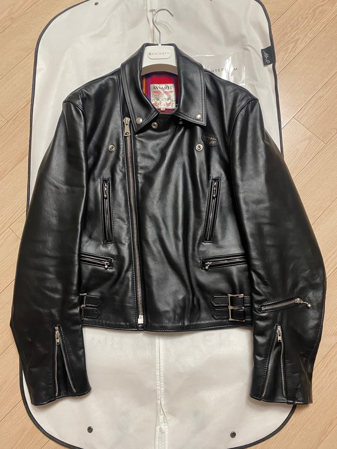 루이스레더 391 라이트닝 홀스하이드 42R 판매합니다 상품이미지1