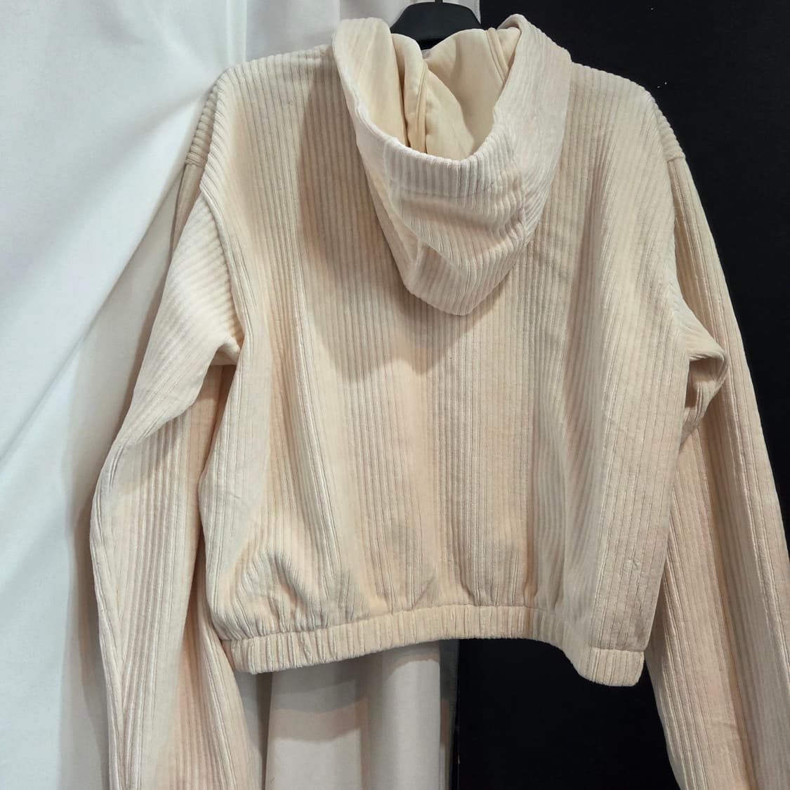 다이나핏 여성 세미오버핏 브리즈 코듀로이 집업 YWU23105 상품이미지5