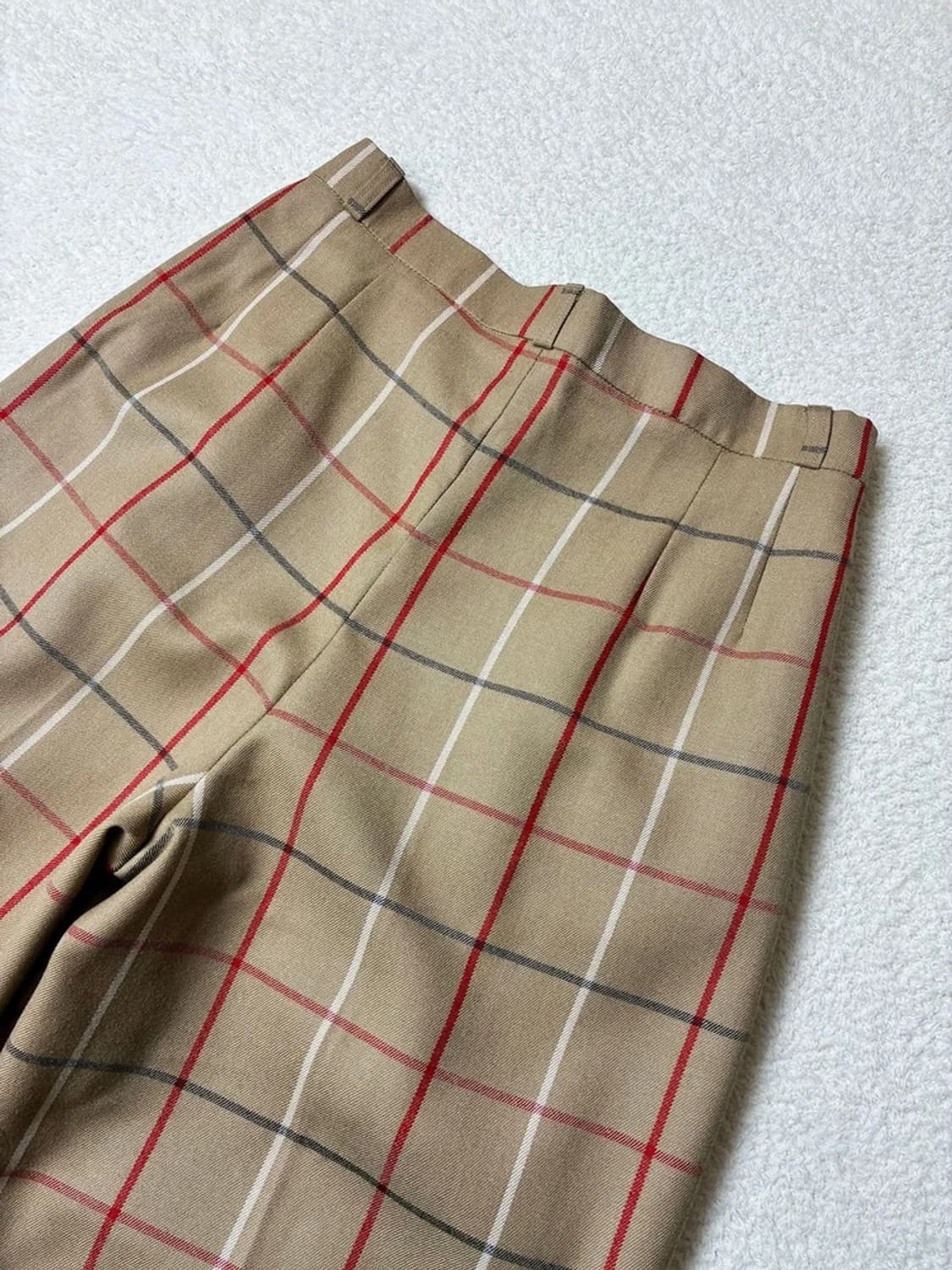 버버리 90's 하이웨스트 테이퍼드핏 체크 팬츠 PN6417 상품이미지7