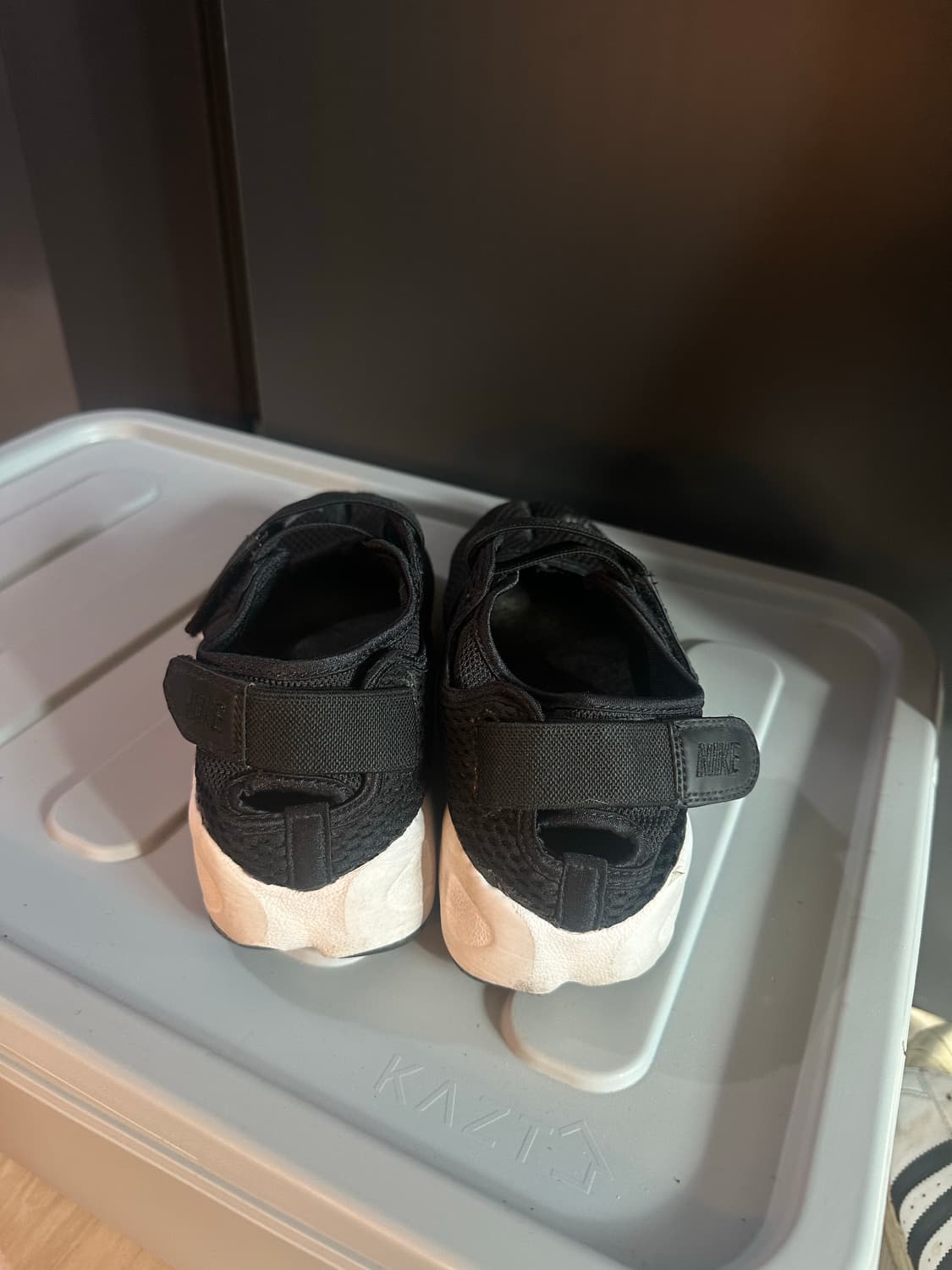 나이키 에어리프트 검흰  상품이미지3