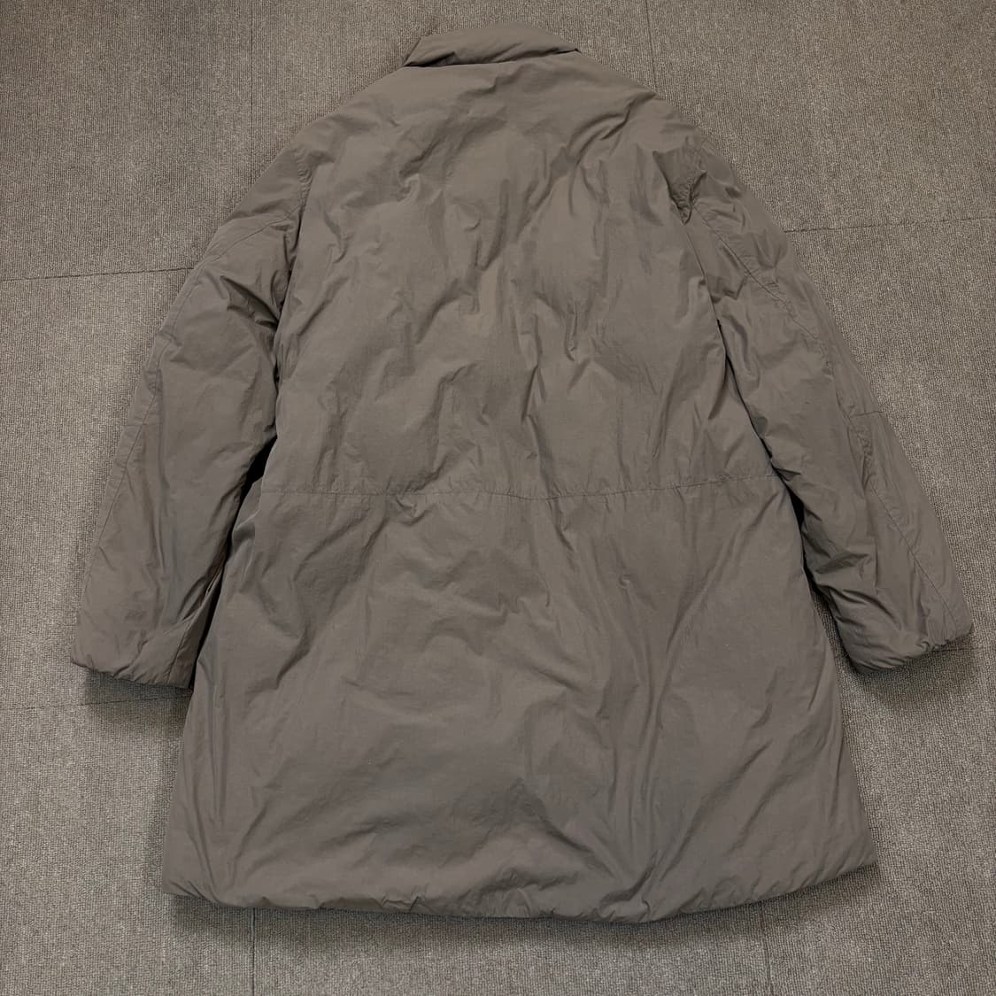 epigram 에피그램 하이넥 라이트 롱다운 자켓 상품이미지8